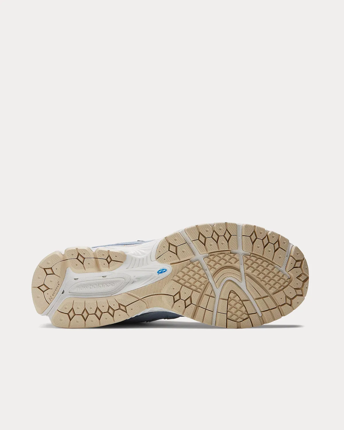 2002r Dusk Blue / Angora a/ Sea Salt Low Top Sneakers