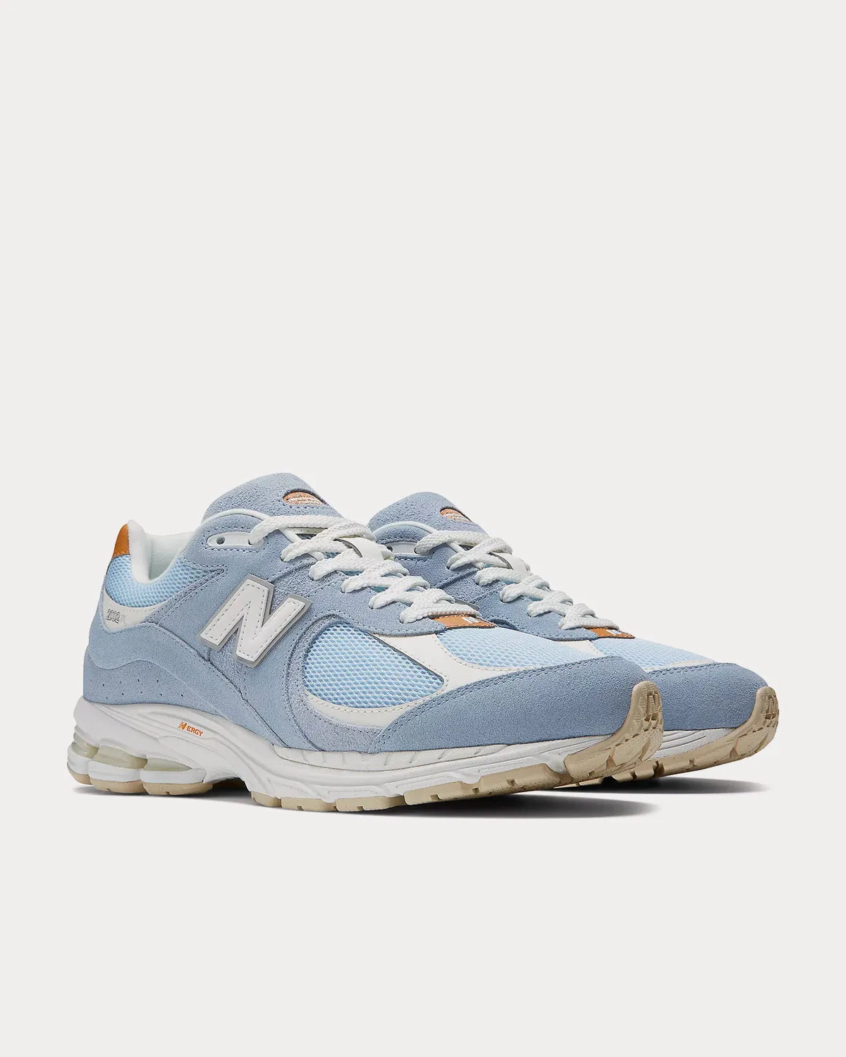 2002r Dusk Blue / Angora a/ Sea Salt Low Top Sneakers