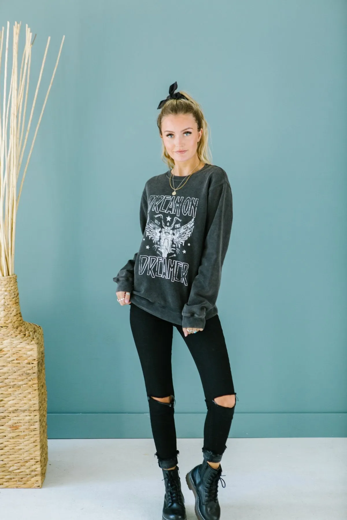 Dream On Graphic Pullover