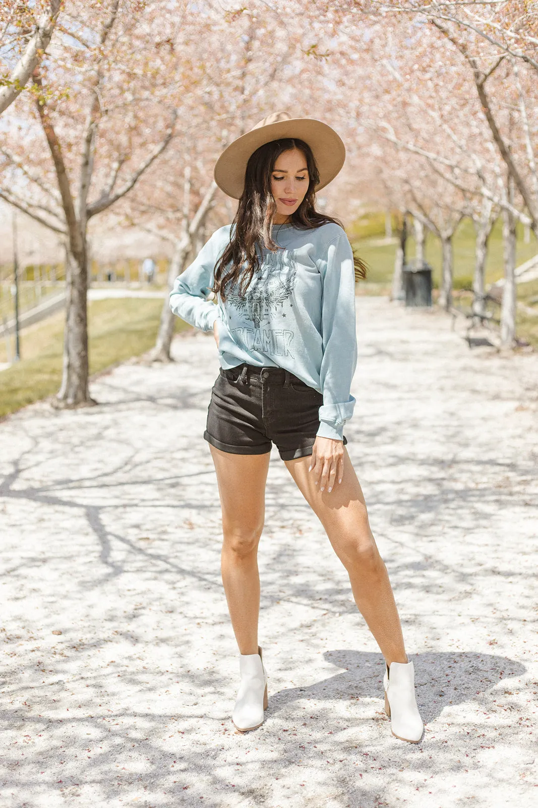 Dream On Graphic Pullover