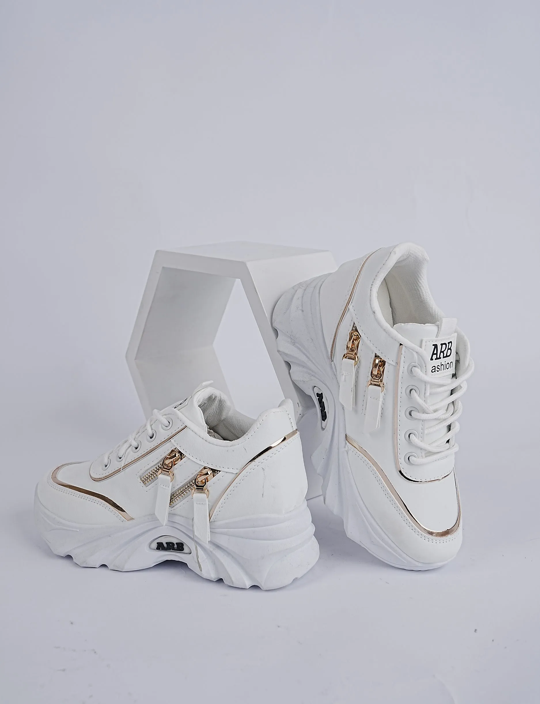 Luxe Bloom Walkers – Effortless Elegance in Every Step