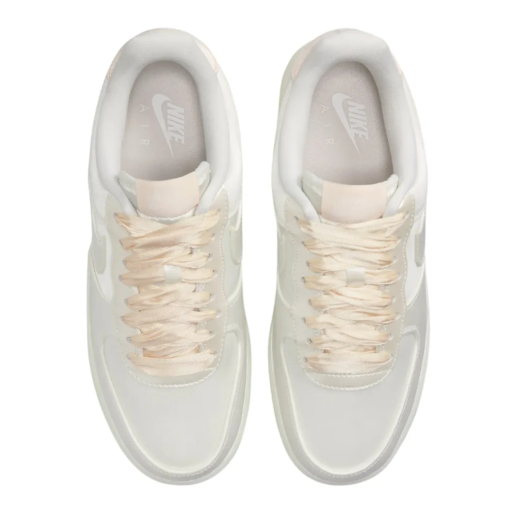 NIke Air Force 1 '07 LV8 (Womens)