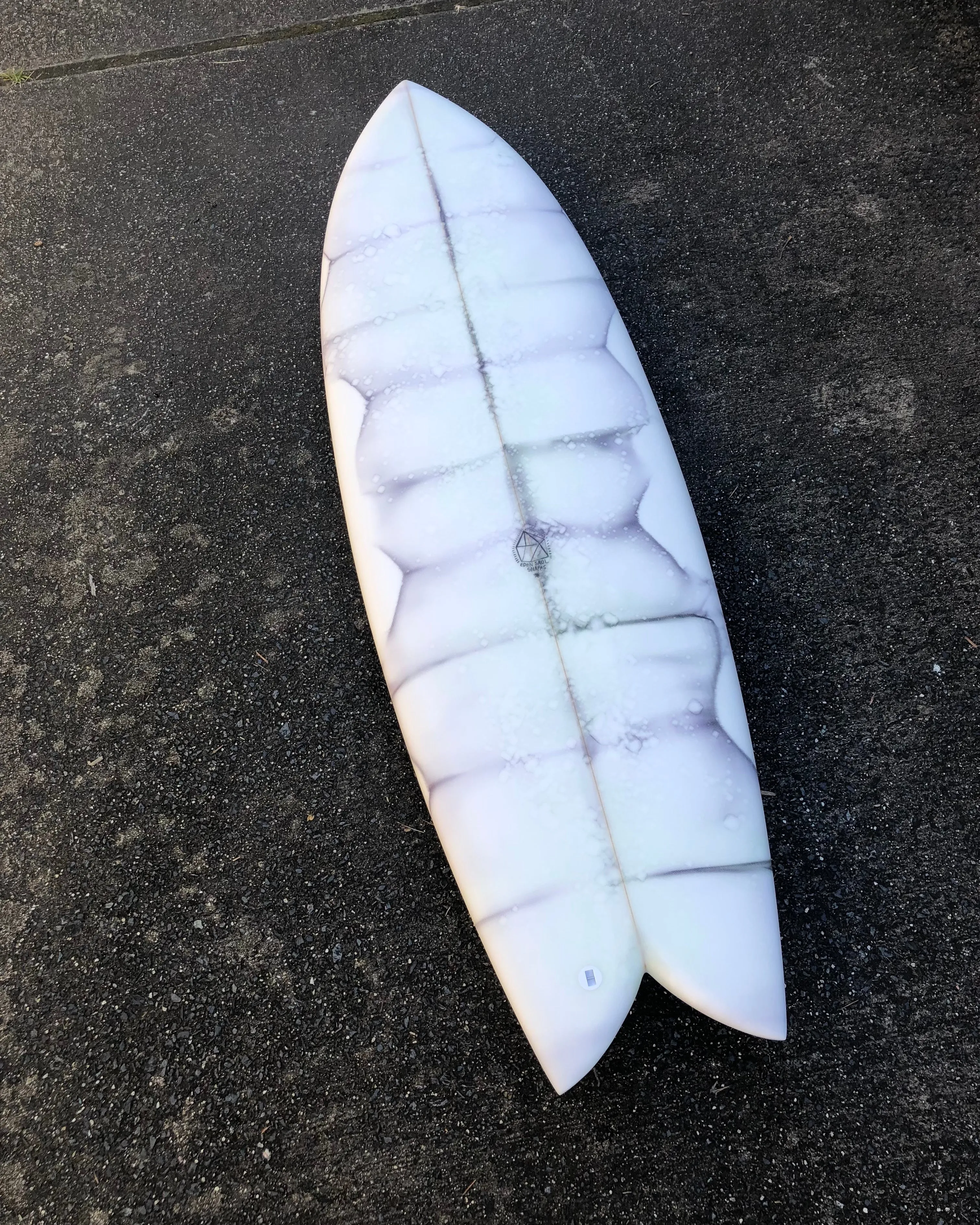 Riches RF - 5'9 Concrete Butterfly